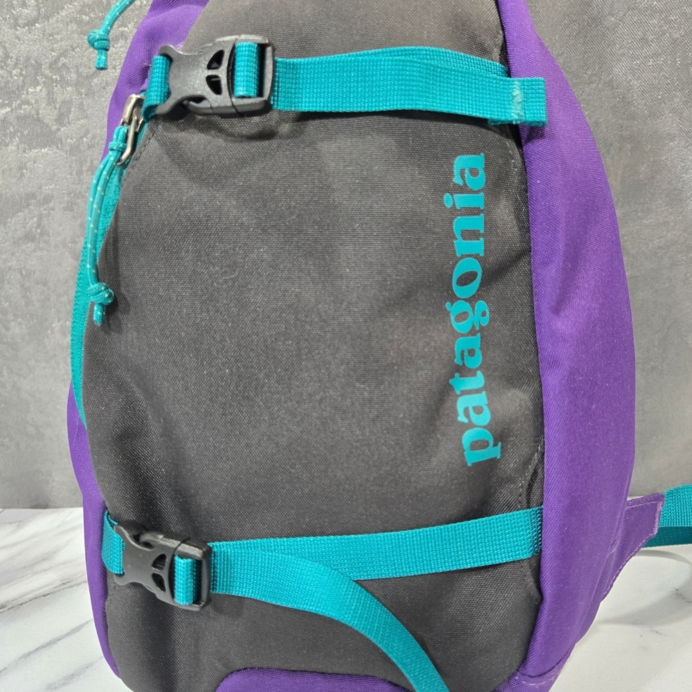Patagonia Atom 8l Sling Bag Unisex Inside Out Purple … - Gem
